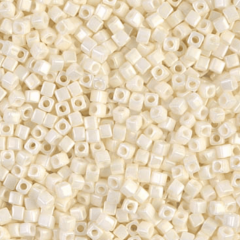 Miyuki Kare Boncuk 1,8 mm Krem Seylan 5 g (SB1,8-421)