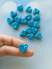 Mavi Renk Gözlü Kalp Boncuk - 013