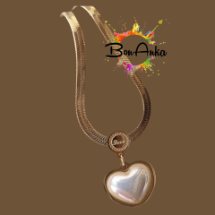 Gold Renk Sedef Kalpli Love Yazılı İtalyan Yassı Zincir Çelik Kolye