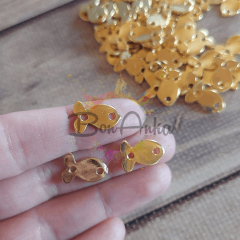 (1 adet) 1,5 cm Altın Kaplama Balık Model Ara Aparat